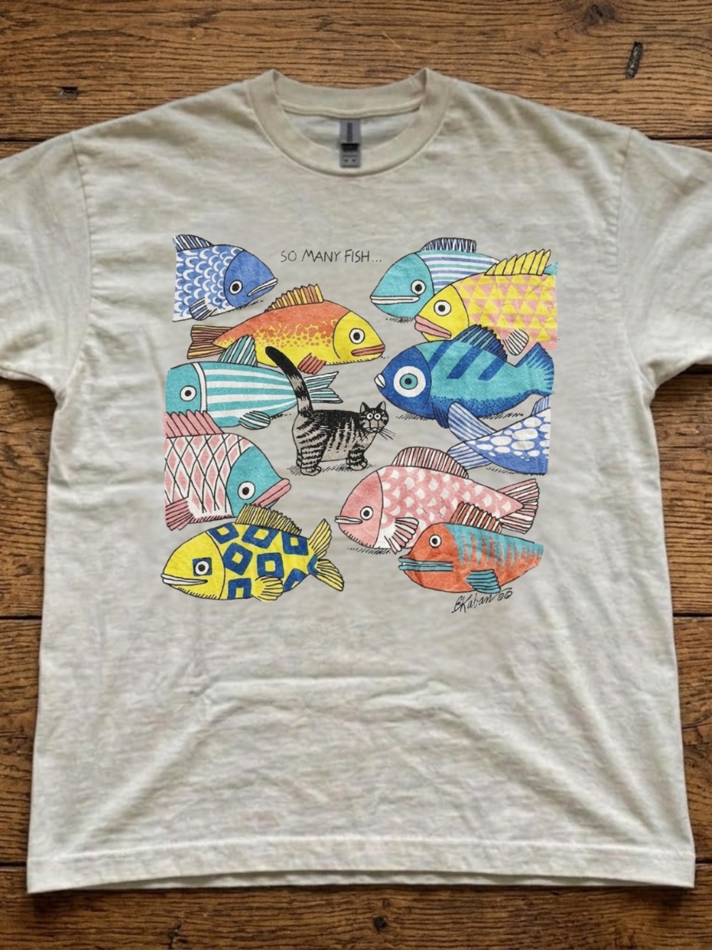 Gildan White So Many Fish Graphic Tee - Multicolor Fish Design